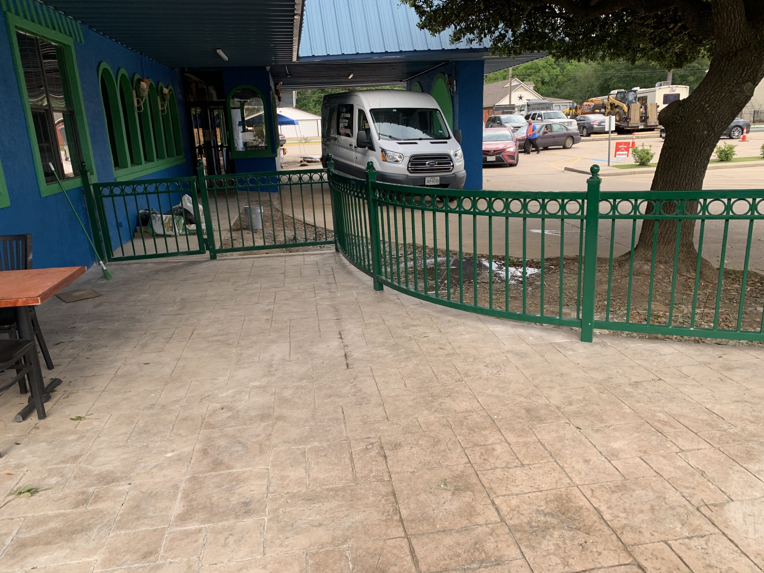 commercial-restaurant-patio-steel-railing-orange-tx-2