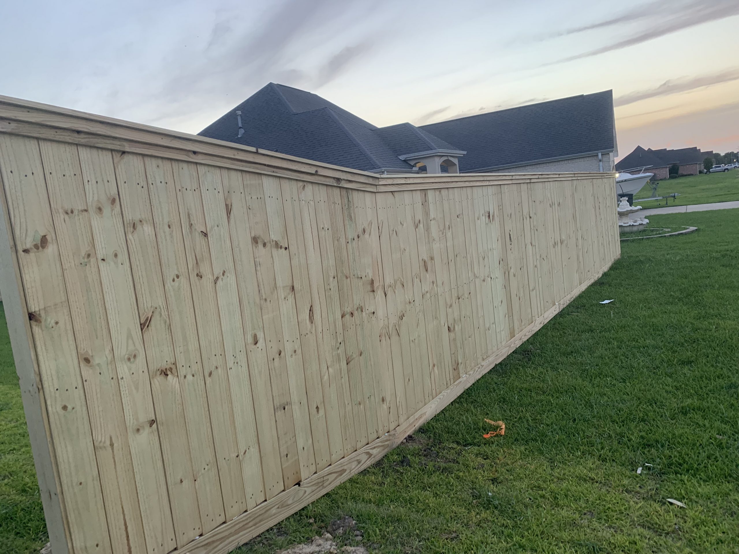 ornamental-steel-fence-with-privacy-fence-integration-orange-tx-7